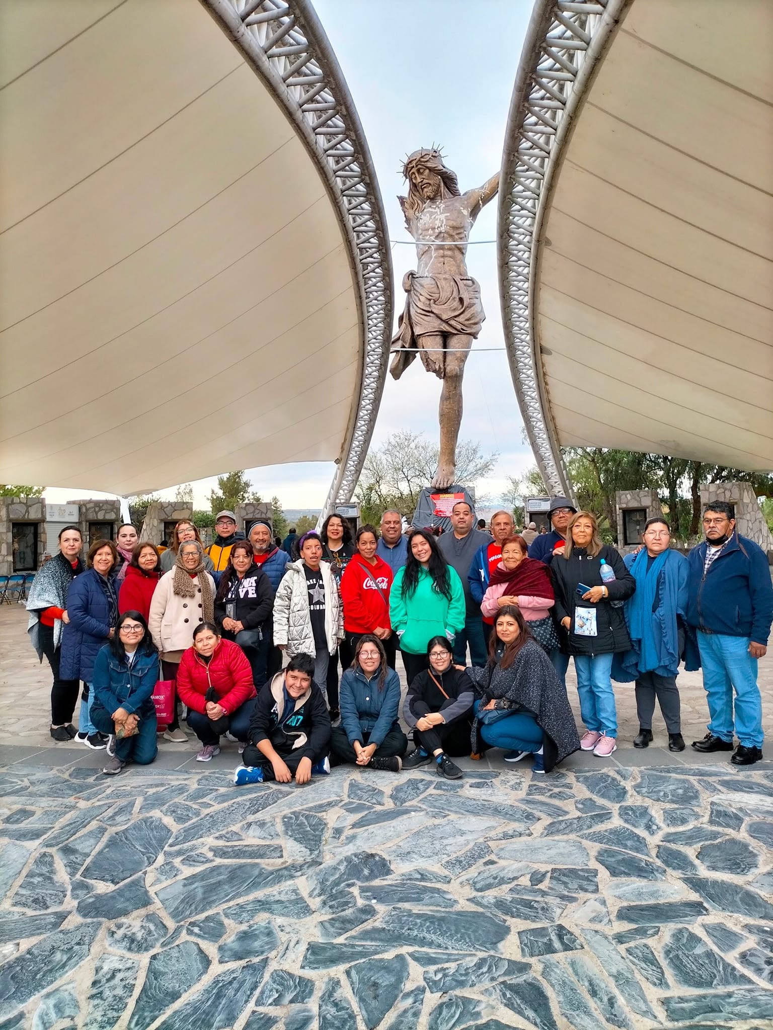 Grupo FLF en el Santuario del Cristo Roto, Aguascalientes