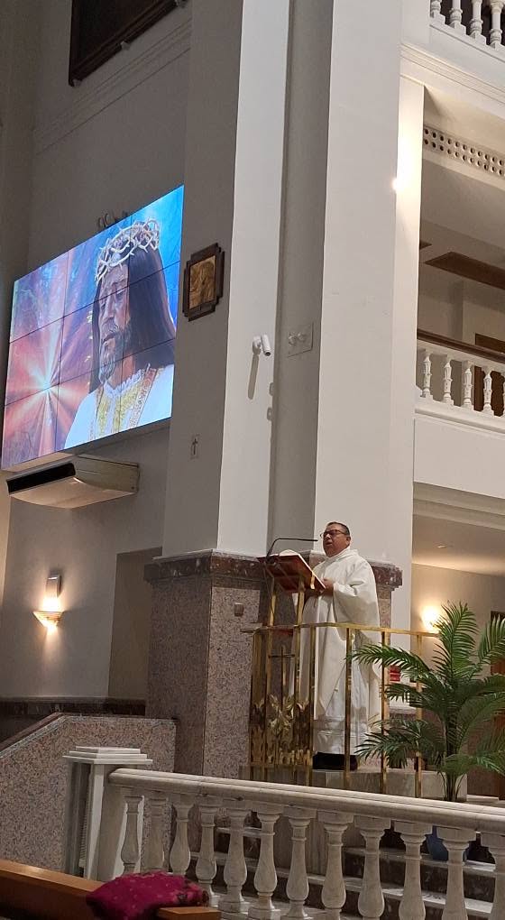 Misa en la Basílica del Cristo de Medinaceli, Madrid